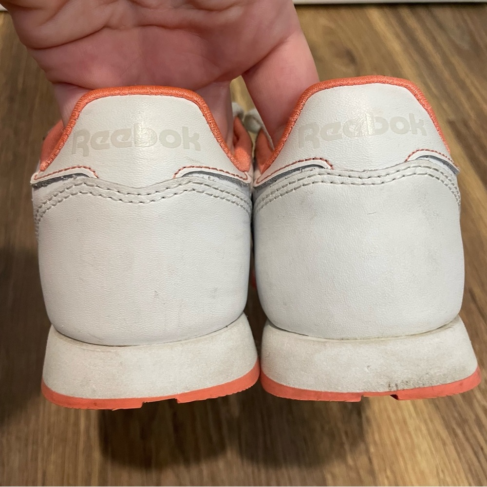 Reebok Kids White and Coral Sneakers Size Youth 3 - Picture 4 of 7